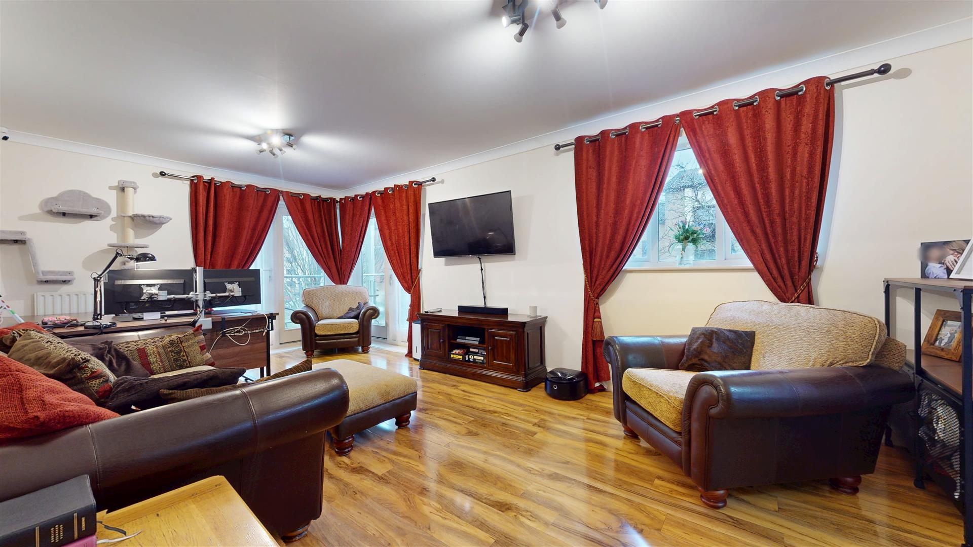 2 bed property in Tanfield Lane, Milton Keynes